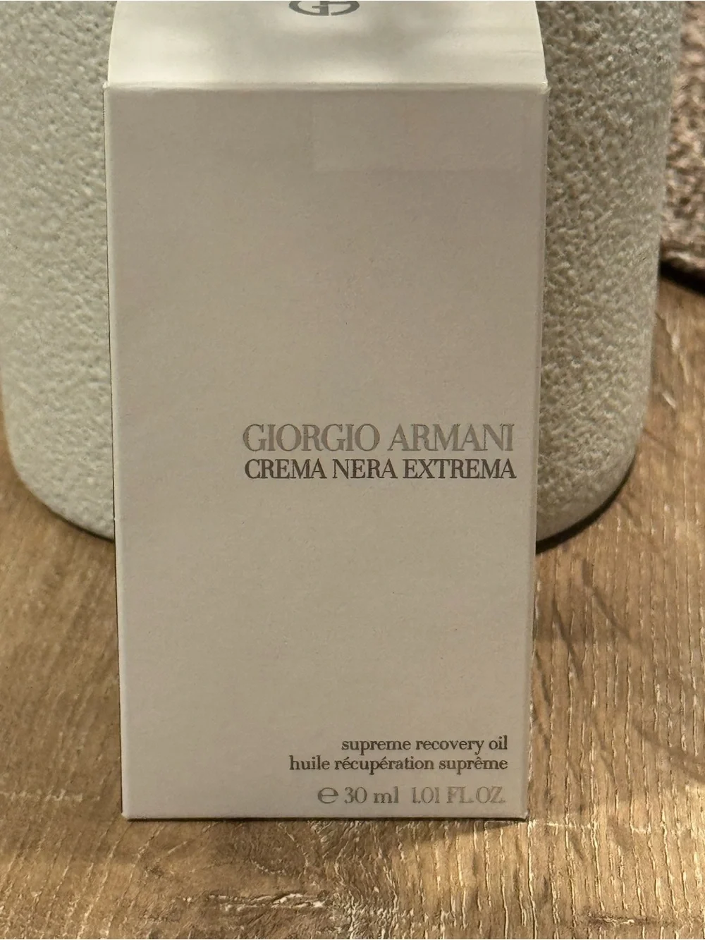 Giorgio Armani Crema Nera Extrema Supreme Recovery Oil —